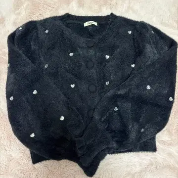 evelyn 하트 비쥬 니트 블랙