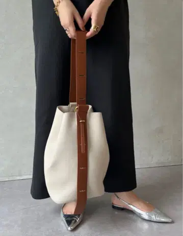 택 포함 미사용 새상품 doudou 주름 인조 가죽 소프트 호보 백