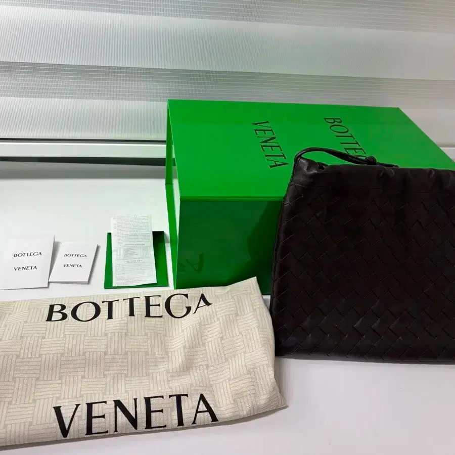 Bottega Veneta dust bag, Pondant color, Medium (used by influencer Onuk)