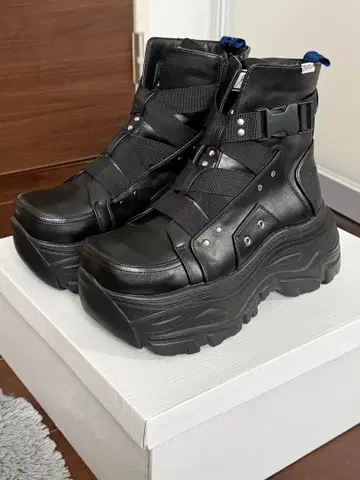 [ YOSUKE/요스케 ] 남성용 통굽 벨티드 숏부츠