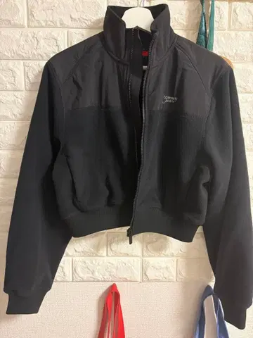 새상품 Tommy Jeans 블랙 집업 자켓