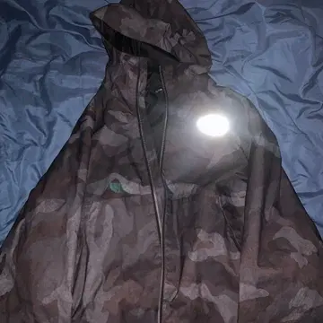 The North Face 카모플라쥬 나일론 자켓