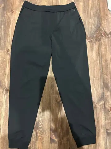 크로스 옷장 매트 트위스트 더블 저지 조거 팬츠