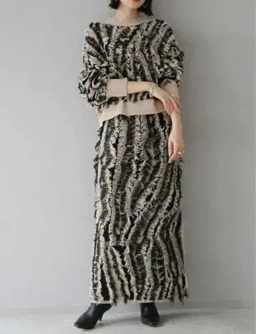 Lumire 뤼미에 세트 니트 프린지 믹스 베이지 F