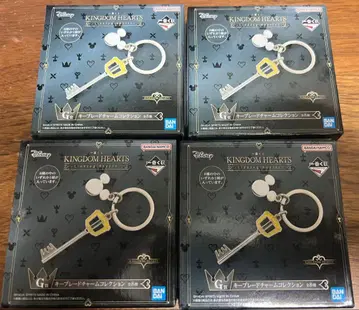 [ 미개봉 ] 킹덤하츠 키 블레이드 참 컬렉션 4개
