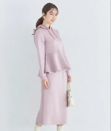 tocco closet 후드 부착 페플럼 상의 + 타이트 스커트 세트