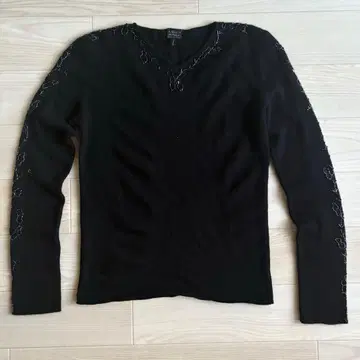 KRIZIA MAGLIA 비즈 자수 니트 캐시미어 100% 블랙