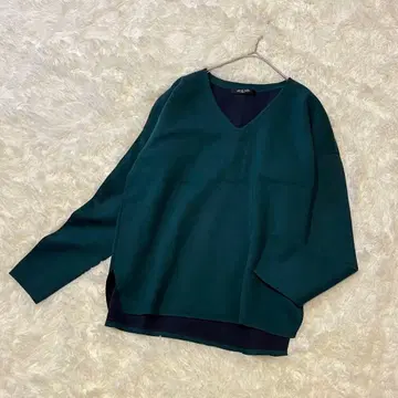 MICHEL KLEIN V넥 상의 그린 앞뒤 언발란스 디자인 깔끔함