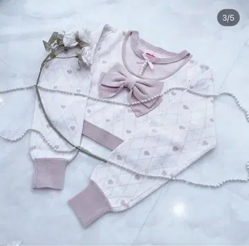 [ 2벌 세트 ] 펄 초커 하트 패턴 니트탑 칼하트 스커트 노에미