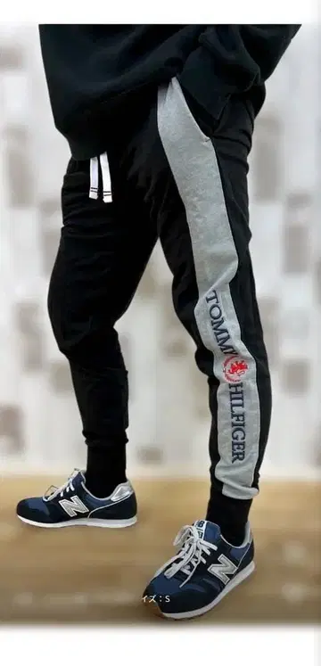 TOMMY HILFIGER 조거 팬츠 블랙/그레이