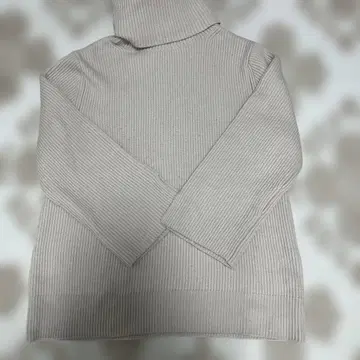 미라 오웬 양모 리브 터틀넥 니트