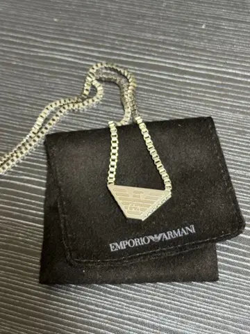 엠포리오 아르마니 실버 목걸이