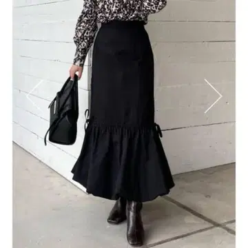 [ 새상품급 ] rienda 드로스트 벌룬 J/W SK 스커트 블랙