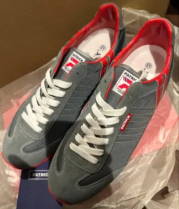 연휴 한정 가격 새상품 미사용 패트릭 스니커즈 마라톤 GRY 43 사이즈
