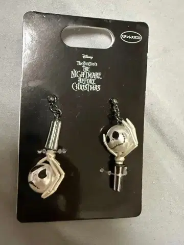 [ 완판템 ] 나이트메어 비포 크리스마스 디즈니 스토어 잭 귀걸이