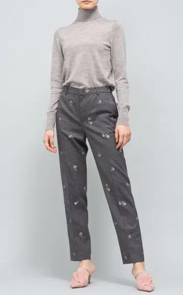 미착용 새상품 RED(V) 슬랙스 42