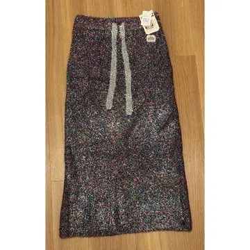 새상품 헬로 샌프란시스코 유리얀 키라키라 니트 스커트 롱 타이트