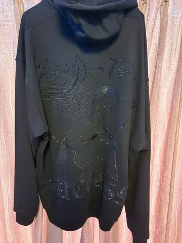 VALABASAS 유니콘 그래픽 후드티