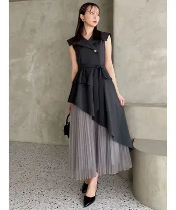 dazzlin 아지메 플리츠 트렌치 원피스