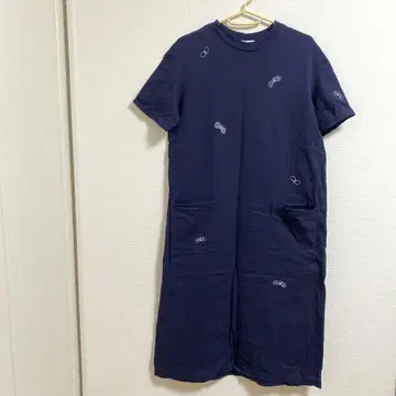 미나 페르호넨 네이비 반팔 원피스