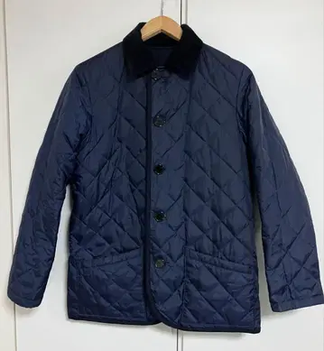 매킨토시 철학의 리버서블 퀼팅 다운 자켓 네이비