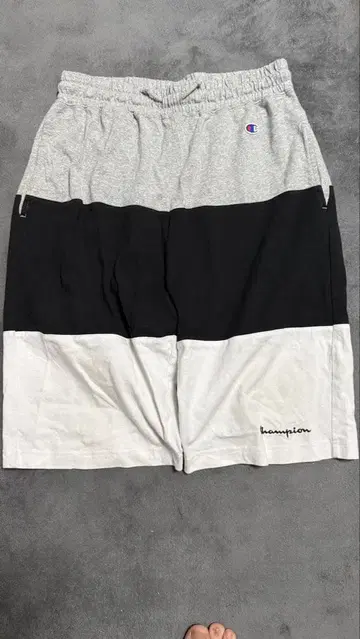 Champion 컬러 블록 숏팬츠 XL