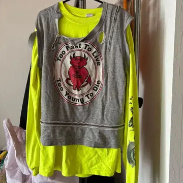 Too Fast To Live 티셔츠 초레어