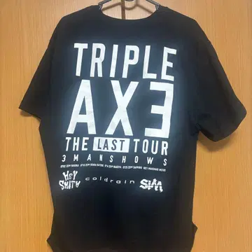 triple axe 셔츠
