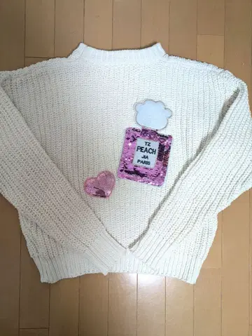 새상품 ur.s 스웨터 M 사이즈