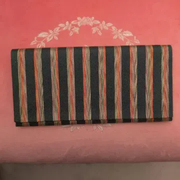 새상품 스트라이프 디자인 장지갑