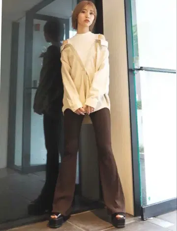 EVRIS 리브 플레어 레깅스 브라운