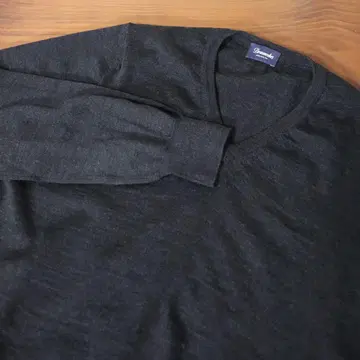 DRUMOHR 브이넥 스웨터