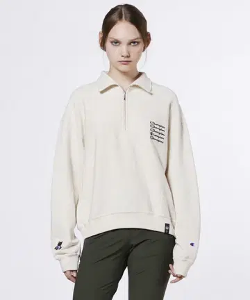 [ 새상품 ] 이번 시즌 Champion x 덥스타 맨투맨