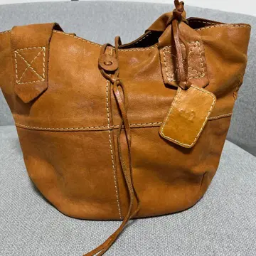 브라운 가죽 토트백