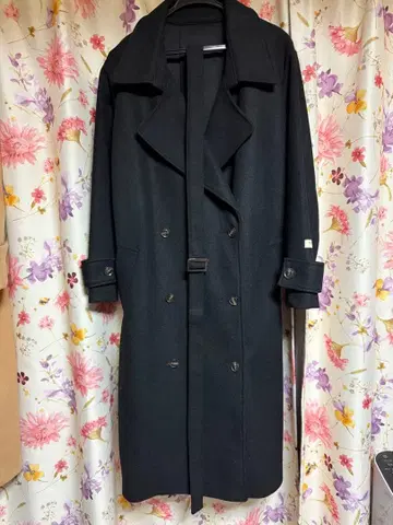 울 혼방 블랙 더블 브레스트 코트