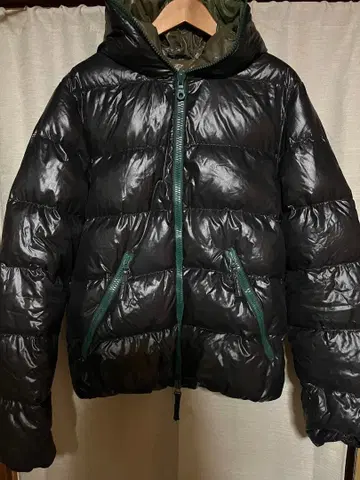 DUVETICA 듀베티카 후드 부착 다운 자켓 52 블랙