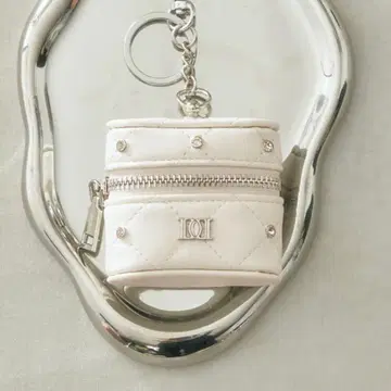 Darich 퀼팅 비쥬 AirPods 케이스 WHT 새상품 당일 배송