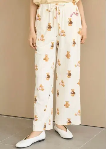 젤라또피케 스포티 베어 올 패턴 롱 팬츠 아이보리 [ 새상품 미사용 ]