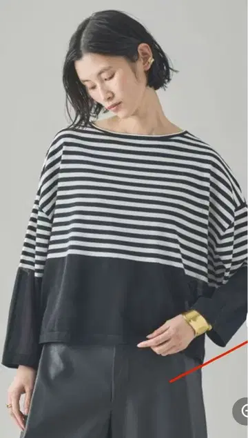 시어 보더 니트 풀오버 (블랙)