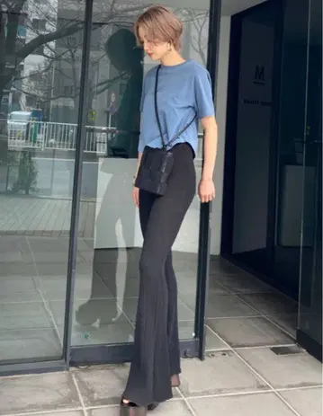 에모다 플레어 팬츠 블랙