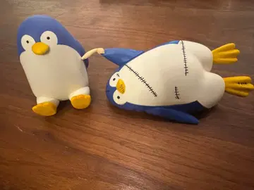 아냐 펭귄 피규어 2체 세트