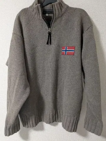 NAPAPIJRI 나파피리 두꺼운 원단 니트 스웨터