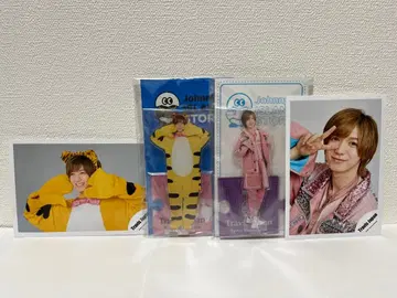 Travis Japan 시치고산 아크릴 스탠드와 사진