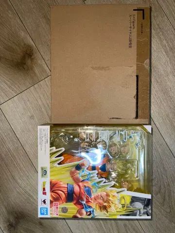 S.H.Figuarts 슈퍼 사이어인 2 손오공 피규어