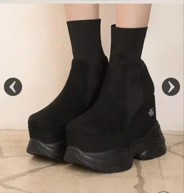 미셸 마카롱 삭스 라이크 통굽 부츠 블랙 M 사이즈