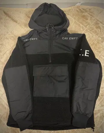 C.E. CAV EMPT 플리스 자켓 M 사이즈 블랙