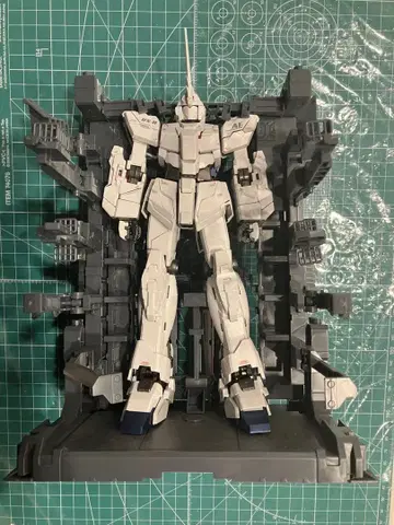 MG 유니콘 건담 MS 케이지 정크