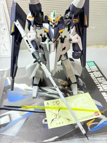 건담 프라모델 HGUC 1/144  TR-5 [플라이 루] 완성품