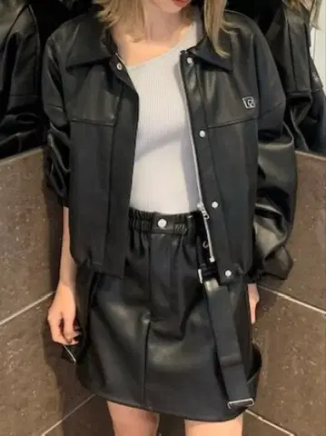 [ EMODA ] [ 낱개 판매 가능 ] 박스 E 마크 숏 블루종 셋업