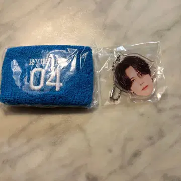 INI 캡슐 토이 후지마키 쿄스케 리스트 밴드 파랑 아크링 키링